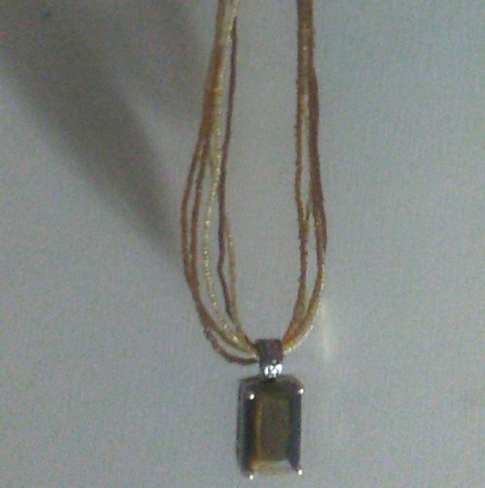 Brown, red and light pink stones